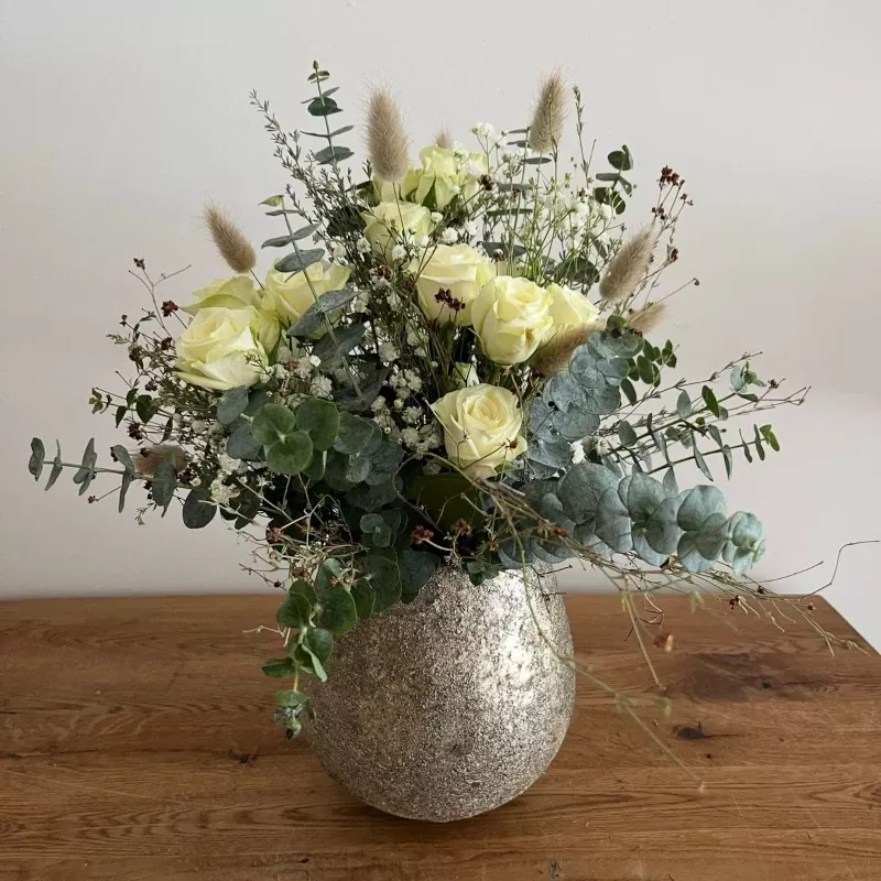 Romantik pur - unser Rosenstrauss mit Grün