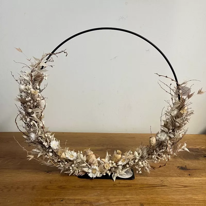 Loop mit Trockenblumen